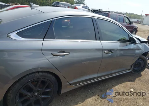 2018 Hyundai Sonata Sport 2.0T z USA, uszkodzony, nr VIN 5NPE34AB7JH689589